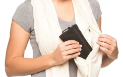 Functional Scarves With Pockets